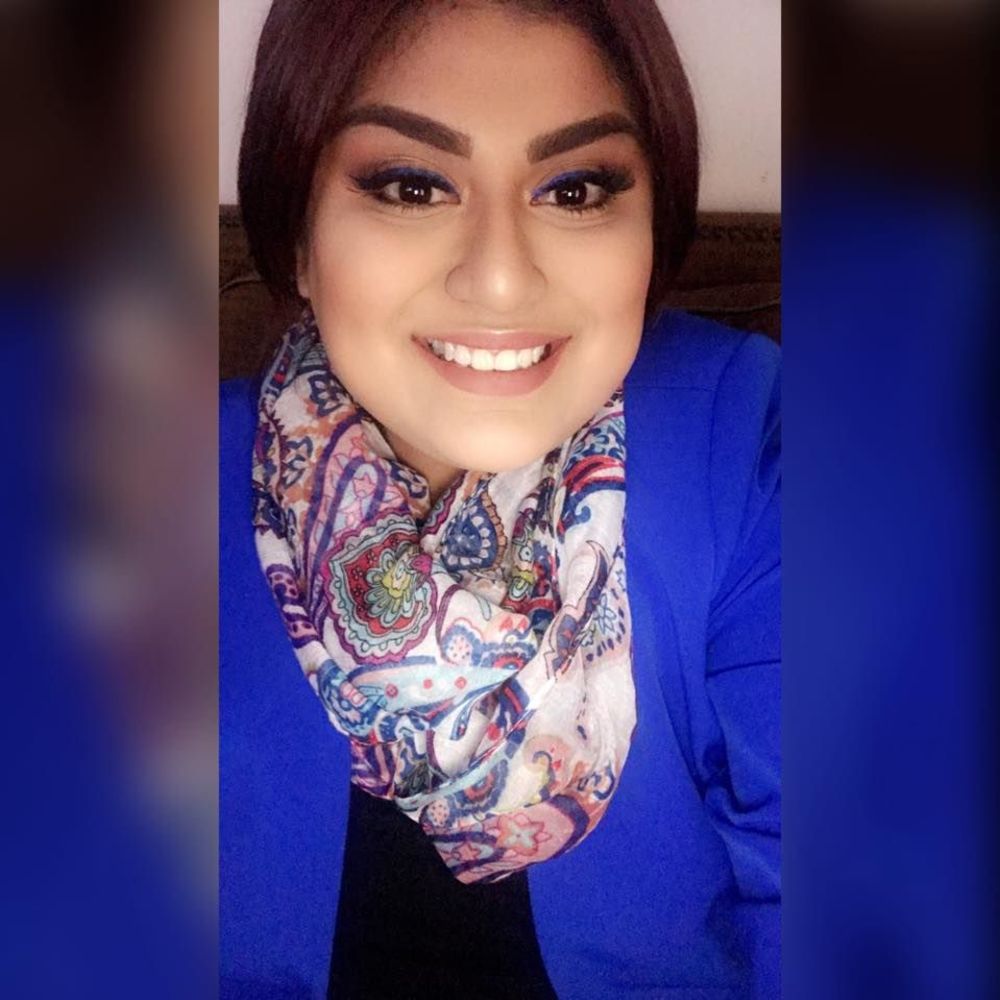 Meet your Posher, Crystal